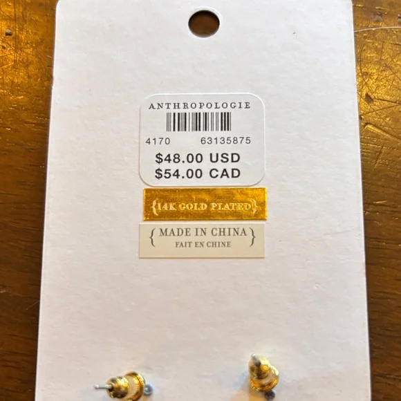 NWT Anthropologie 24k Gold Plates and Pearl Drop Earrings - Picture 2 of 3